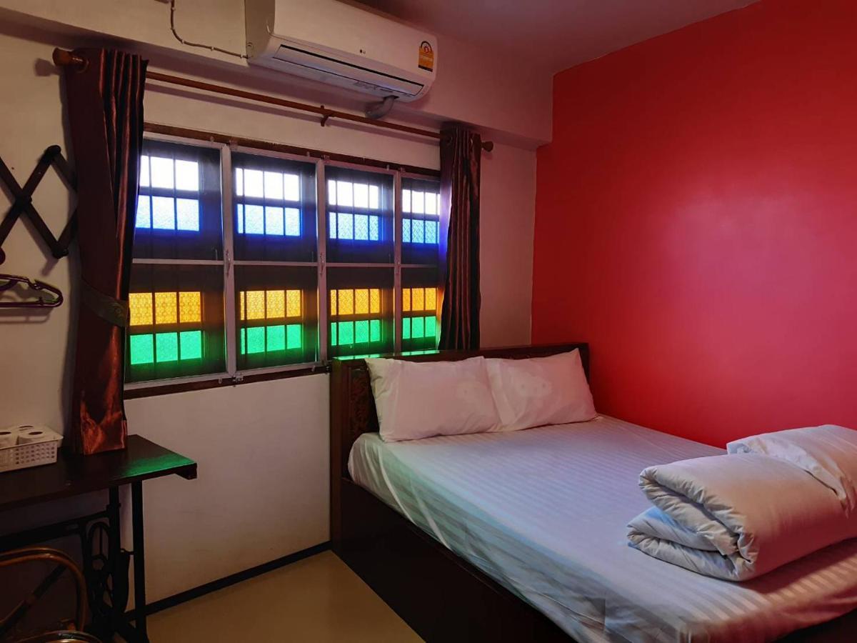 The Corner Inn Chiang Mai Bagian luar foto